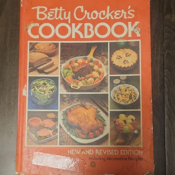 Betty Crocker's 1978 Cookbook - New and Revised Edition - Picture 1 of 9